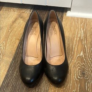 Naturalizer Womens Michelle Classic High Heel Pump